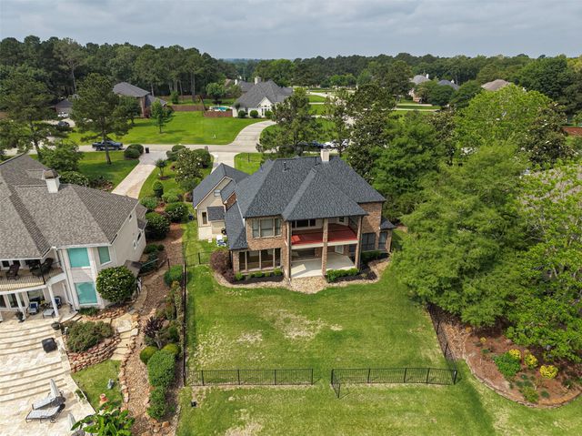 18818 E Cool Breeze Lane, Montgomery, TX 77356
