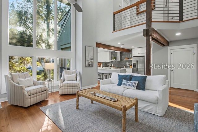 20 Spinnaker Ct, Hilton Head Island, SC 29928