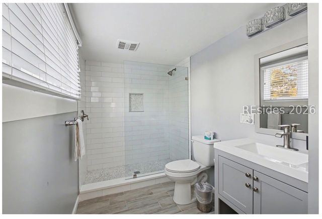 20 Spinnaker Ct, Hilton Head Island, SC 29928