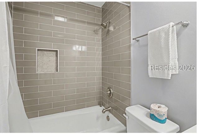 20 Spinnaker Ct, Hilton Head Island, SC 29928