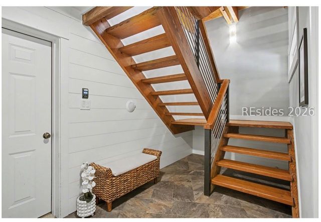 20 Spinnaker Ct, Hilton Head Island, SC 29928