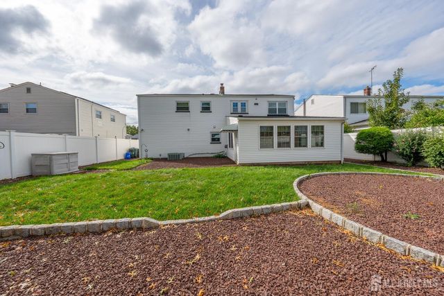 62 Pinho Avenue, Carteret, NJ 07008