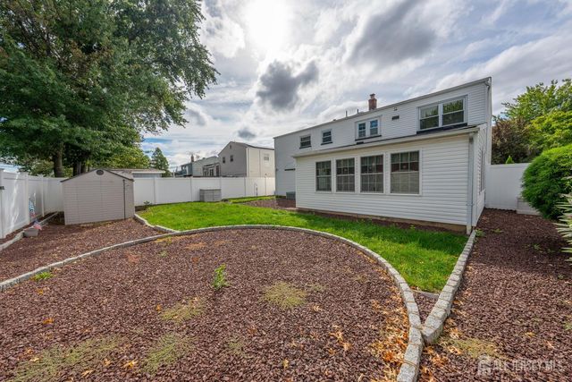 62 Pinho Avenue, Carteret, NJ 07008