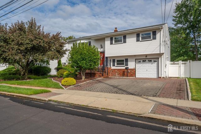 62 Pinho Avenue, Carteret, NJ 07008