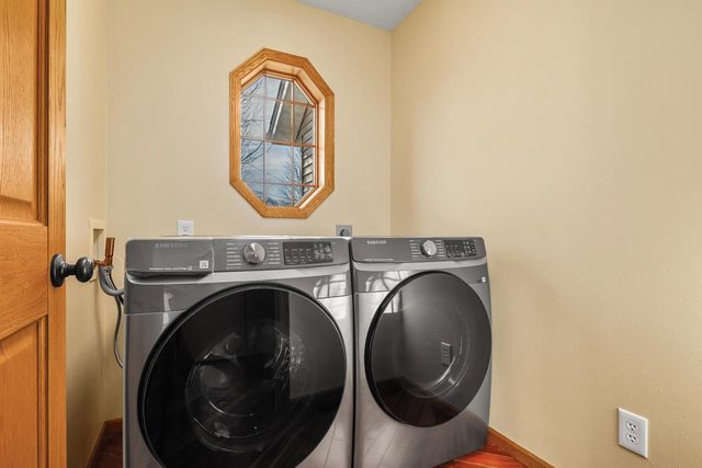 2641 13th COURT, La Crosse, WI 54601