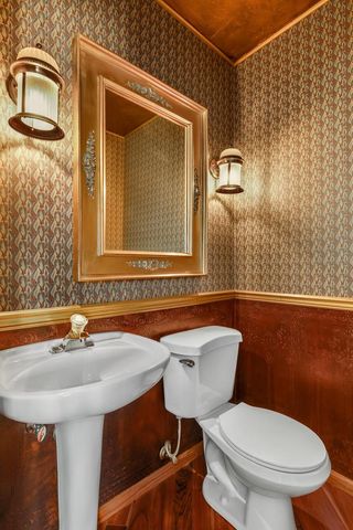 2641 13th COURT, La Crosse, WI 54601