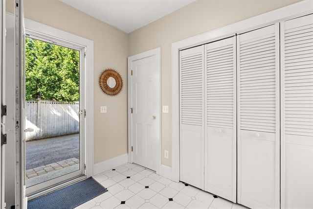 138 Lothrop Street, Beverly, MA 01915