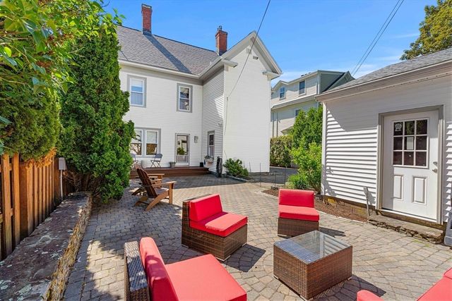 138 Lothrop Street, Beverly, MA 01915
