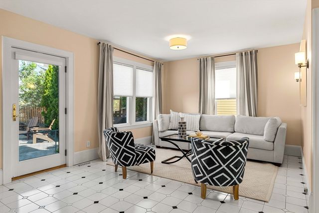 138 Lothrop Street, Beverly, MA 01915