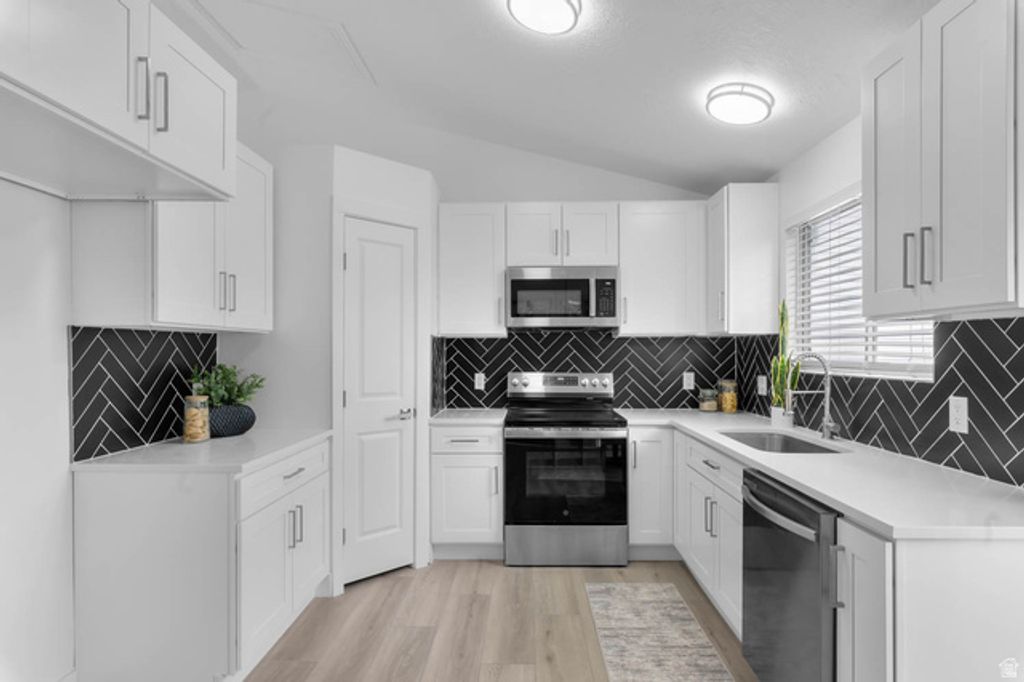 Image 6 of property listing at 3496 W SAN MARCOS CIR, West Valley City, UT 84119