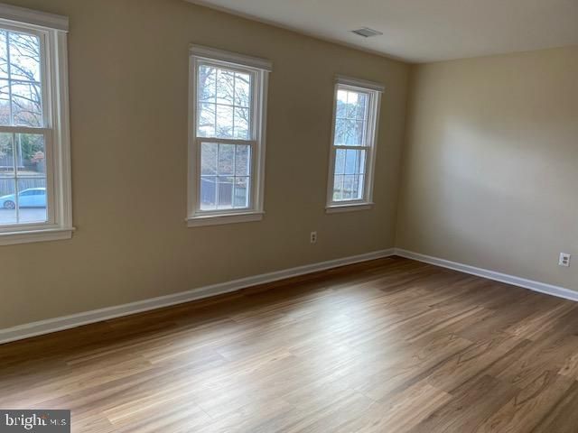 12438 WENDELL HOLMES RD, Herndon, VA 20171