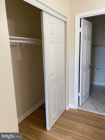 12438 WENDELL HOLMES RD, Herndon, VA 20171