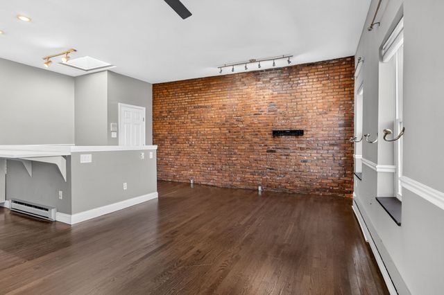 11 Medford St 3, Chelsea, MA 02150