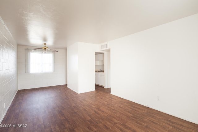 5402 E 30th Street, Tucson, AZ 85711