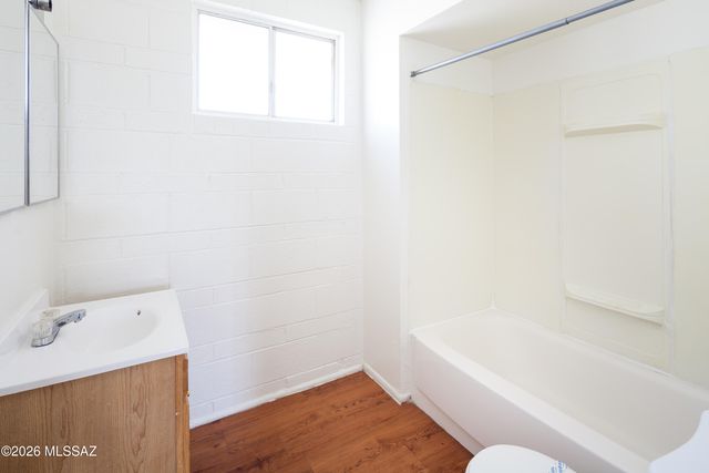 5402 E 30th Street, Tucson, AZ 85711