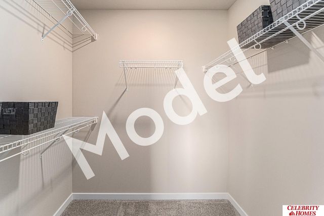 8521 S 179 Street, Omaha, NE 68136