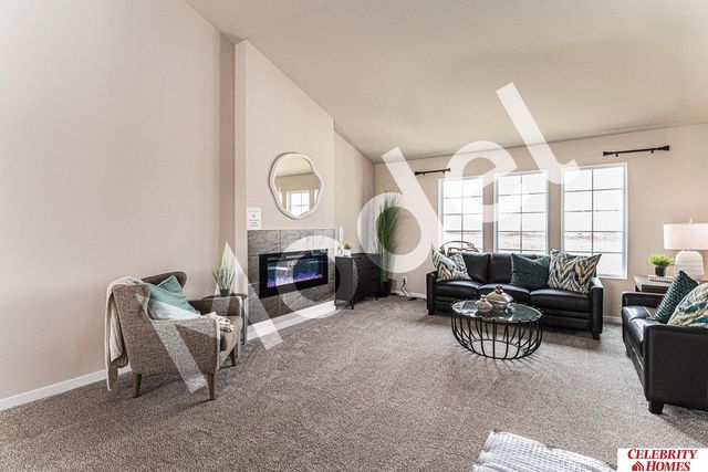 8521 S 179 Street, Omaha, NE 68136