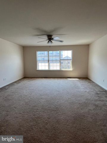 6426 CREEKBEND DR, Mechanicsburg, PA 17050