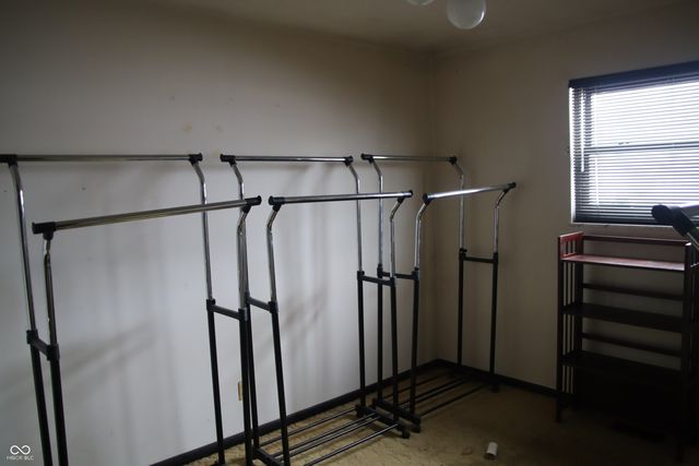 953 S Morristown Pike, Greenfield, IN 46140