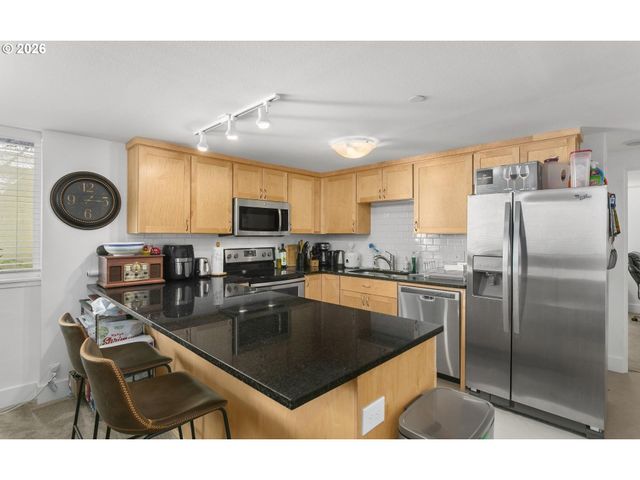 312 Ne 61ST Ave, Portland, OR 97213