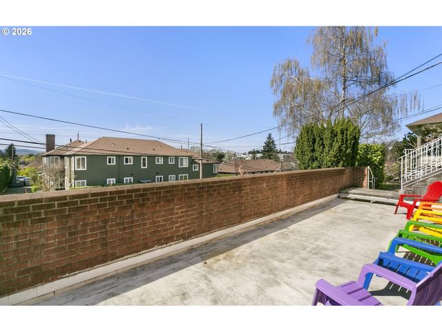 312 Ne 61ST Ave, Portland, OR 97213