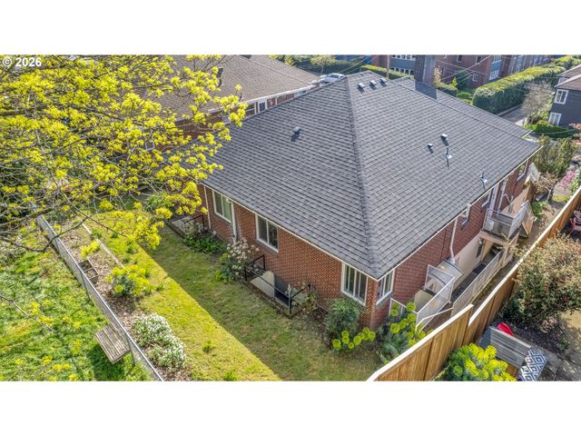 312 Ne 61ST Ave, Portland, OR 97213