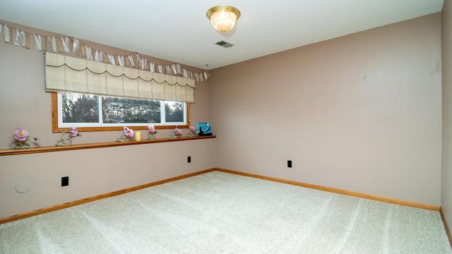 1012 W CAMPUS DRIVE, Wausau, WI 54401