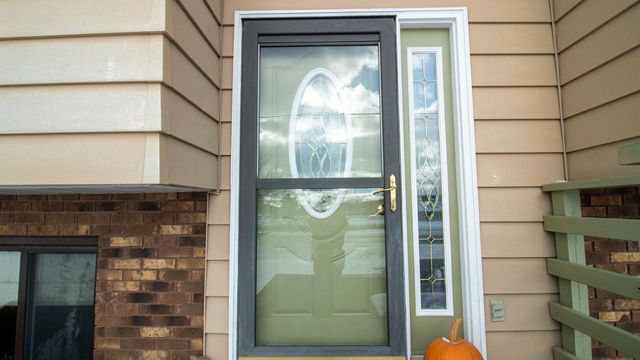 1012 W CAMPUS DRIVE, Wausau, WI 54401