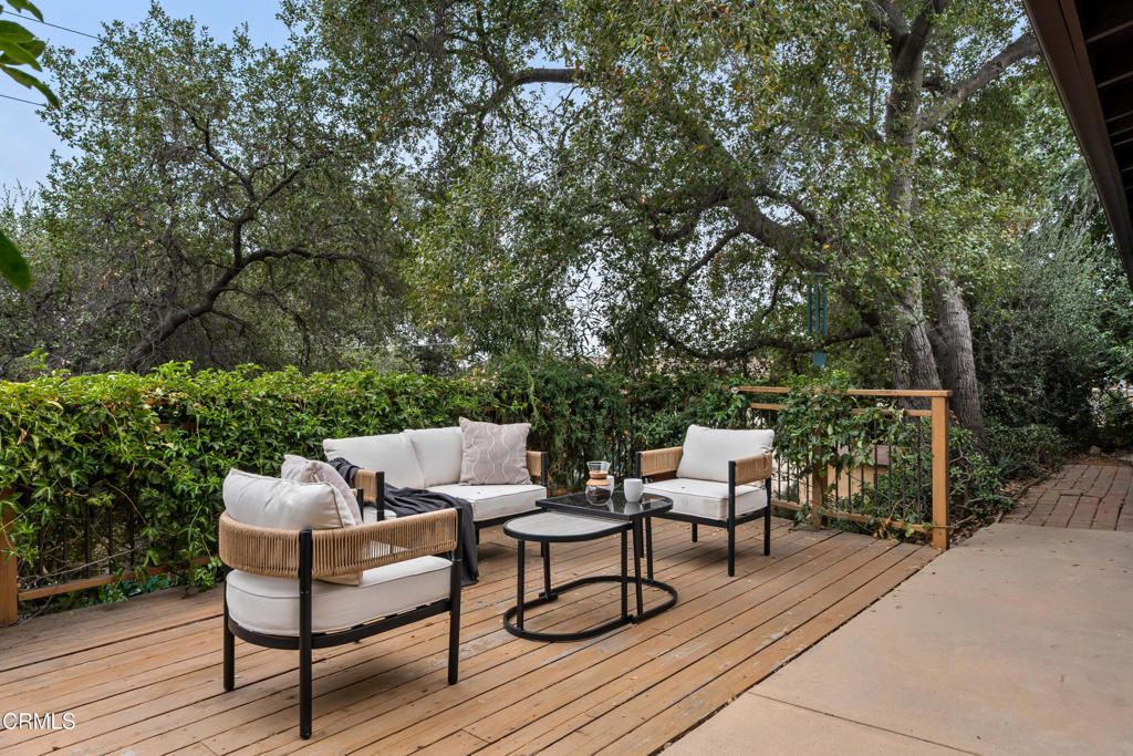 Image 11 of property listing at 191 Vista Circle Drive, Sierra Madre, CA 91024