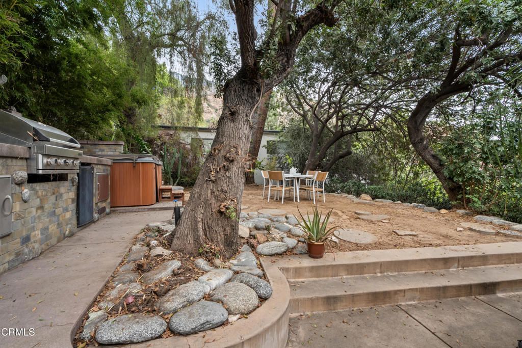 Image 20 of property listing at 191 Vista Circle Drive, Sierra Madre, CA 91024