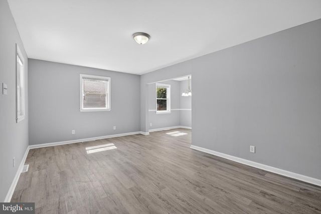 121 ROBINSON, New Castle, DE 19720