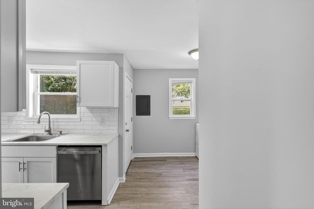 121 ROBINSON, New Castle, DE 19720