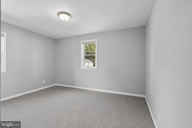 121 ROBINSON, New Castle, DE 19720