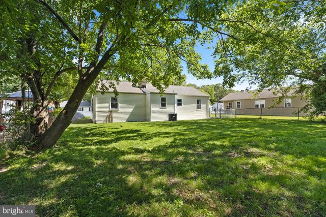 121 ROBINSON, New Castle, DE 19720