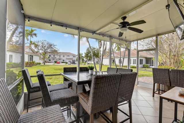 4706 SW 13th Street, Deerfield Beach, FL 33442