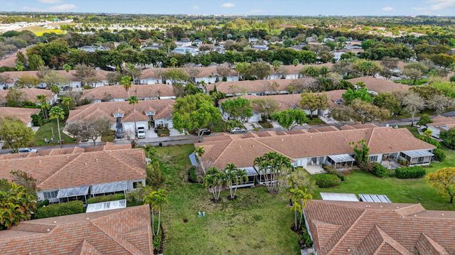 4706 SW 13th Street, Deerfield Beach, FL 33442