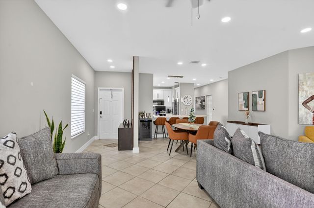 4706 SW 13th Street, Deerfield Beach, FL 33442