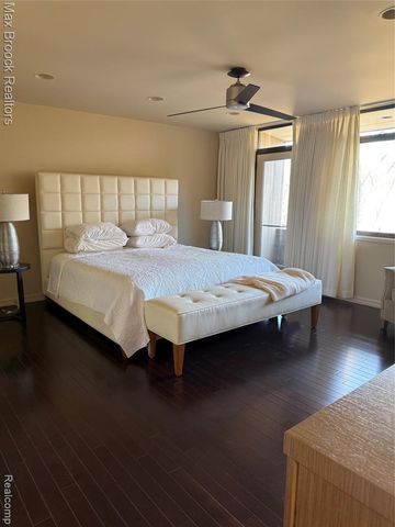 32696 Ravine Drive, Franklin, MI 48025