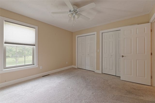 2933 HERSHEY Road, Erie, PA 16509