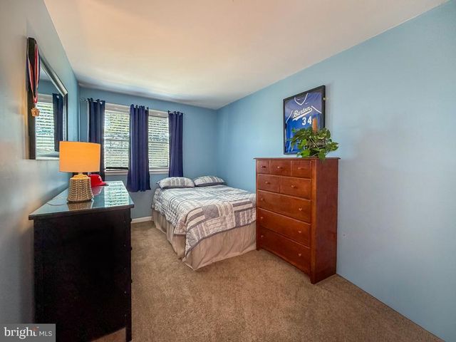1338 ASCOT PL, Philadelphia, PA 19116