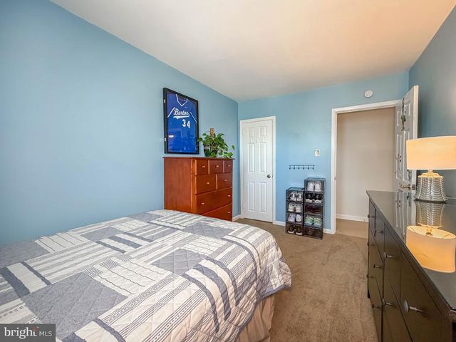 1338 ASCOT PL, Philadelphia, PA 19116