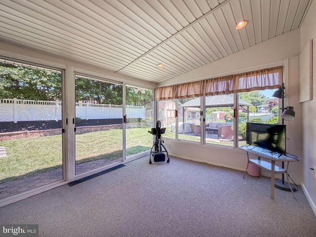 1338 ASCOT PL, Philadelphia, PA 19116