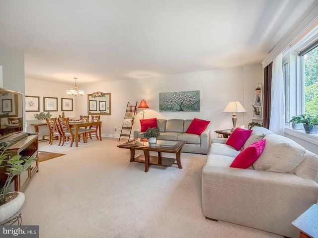 1338 ASCOT PL, Philadelphia, PA 19116