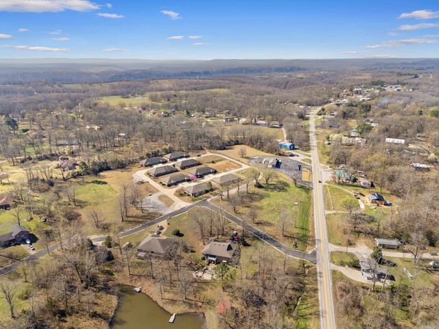 38 Devonshire Circle, Lakeview, AR 72642