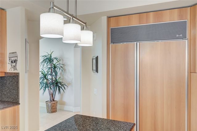 2747 Paradise Road 2201, Las Vegas, NV 89109