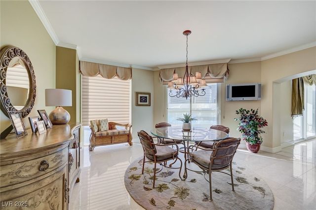 2747 Paradise Road 2201, Las Vegas, NV 89109