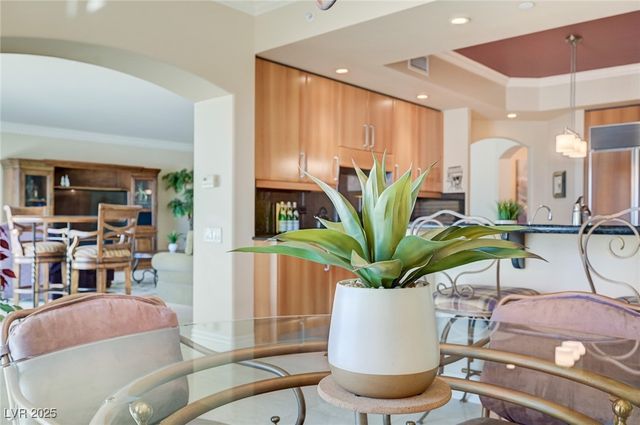 2747 Paradise Road 2201, Las Vegas, NV 89109