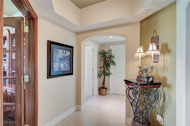 2747 Paradise Road 2201, Las Vegas, NV 89109