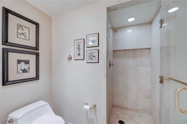 2747 Paradise Road 2201, Las Vegas, NV 89109