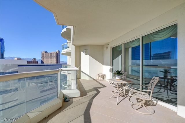 2747 Paradise Road 2201, Las Vegas, NV 89109